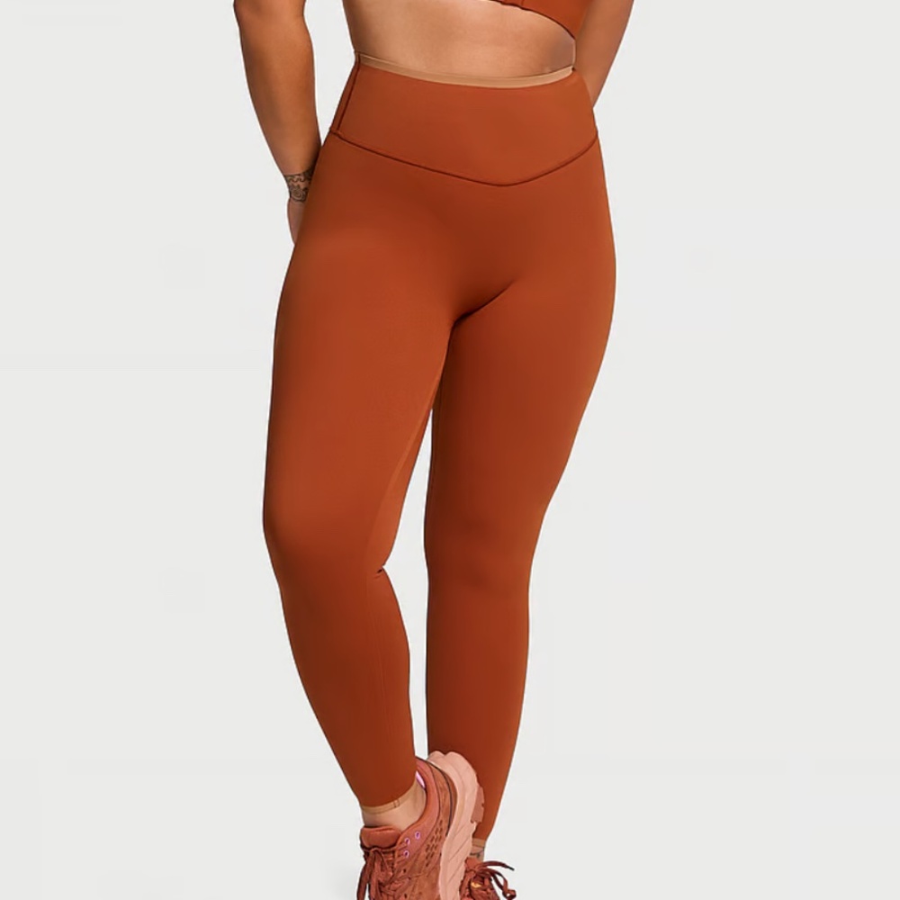 Victoria's Secret VSX Elevate Leggings Etruscan Red M